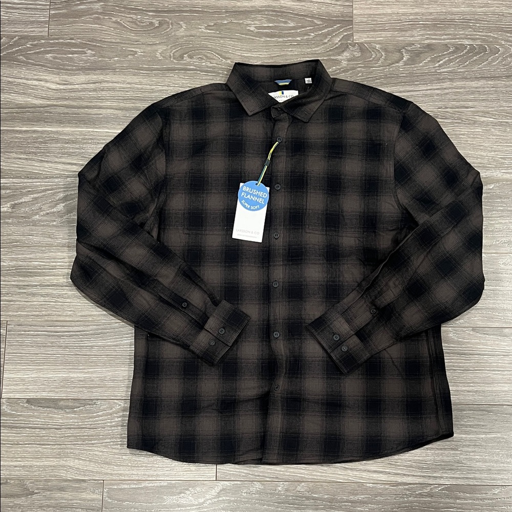 Larsson and Co Black and Olive Plaid Button-Up Shirt